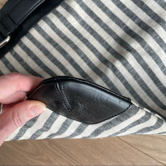 CLUB MONACO LINEN/LEATHER CLUTCH - Picture 11 of 12